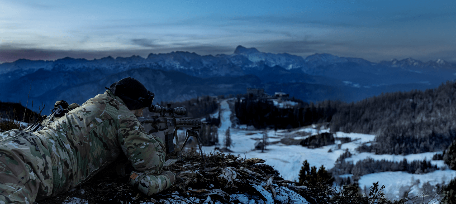 5 essential factors to consider before buying a tactical jacket